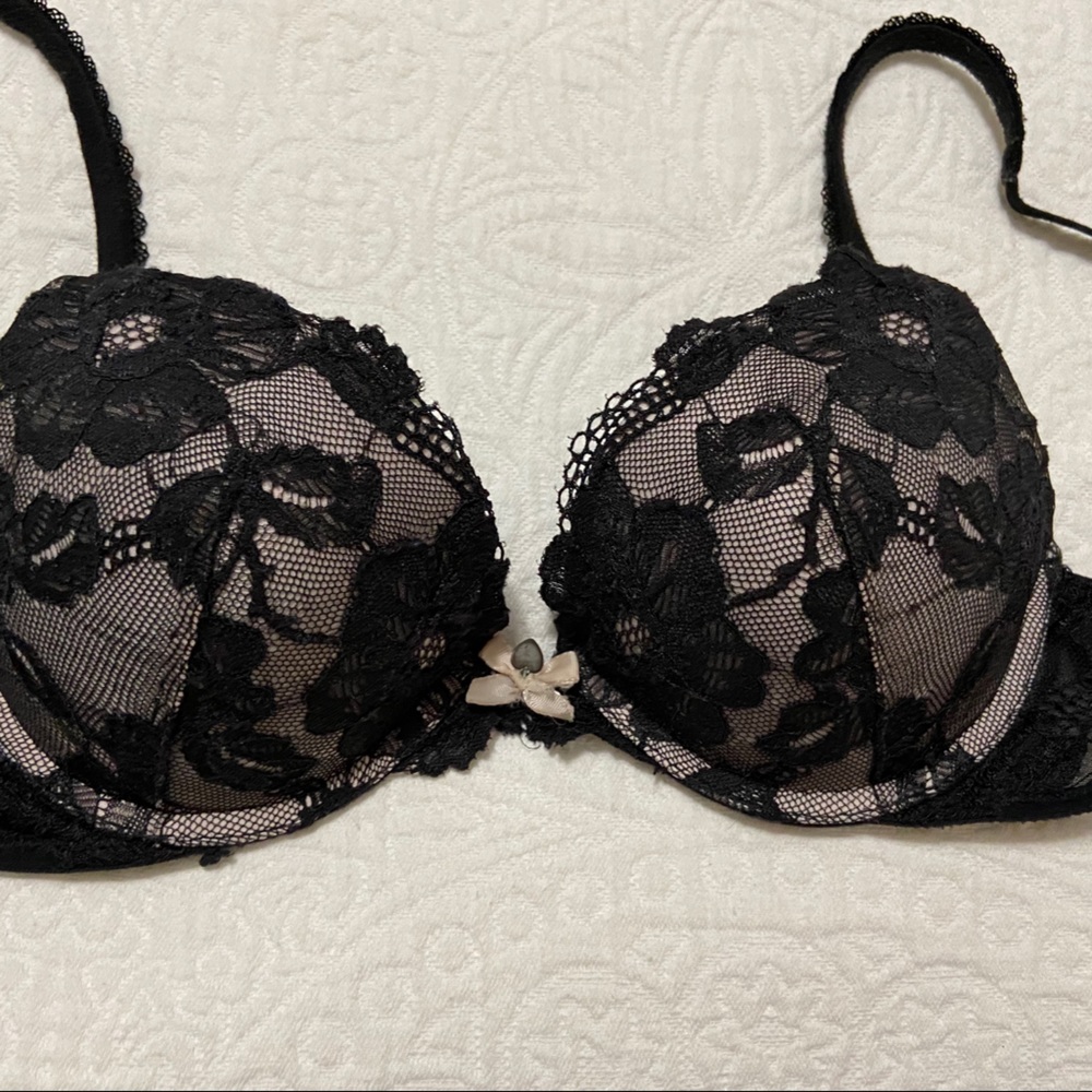 Victoria’s Secret Body by Victoria push up Bra